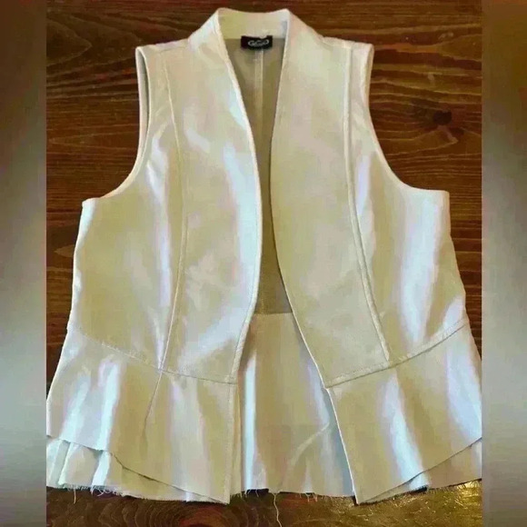 Faux Leather Mixed Media Off-white vest layered raw hem fabric peplum Size S - Picture 3 of 7